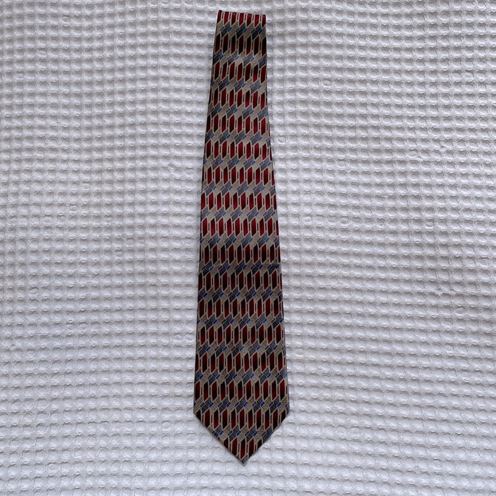 Van Heusen Silk Tie - 100% Silk